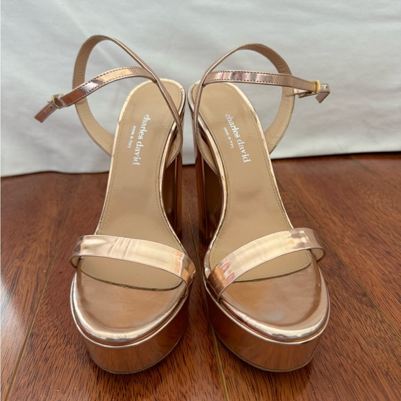 Charles David rose gold metallic block heel platform sandals size 8.5 - Picture 2 of 6